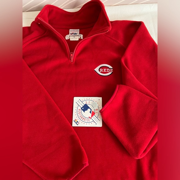 NWT Genuine Licensed MLB Cincinnati Reds Fleece - Picture 3 of 8